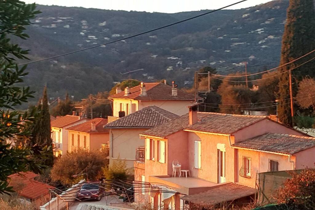 De 1 A 6 Avec Terrasse Solarium, Vue Panoramique Et Parking Gratuit Lejlighed Grasse Eksteriør billede